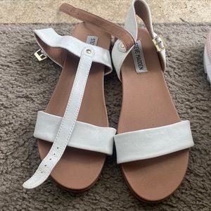 Steve Madden Dina Flat Sandal White
